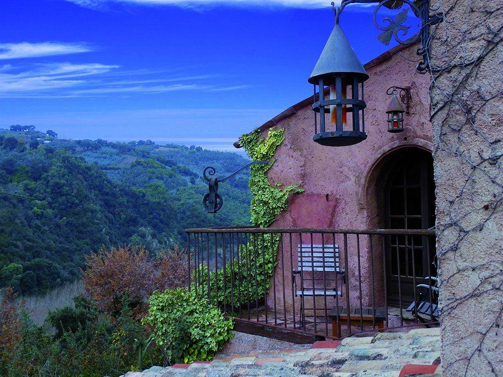 Chateau Hotel La Vignette Haute Auribeau-sur-Siagne Exterior foto